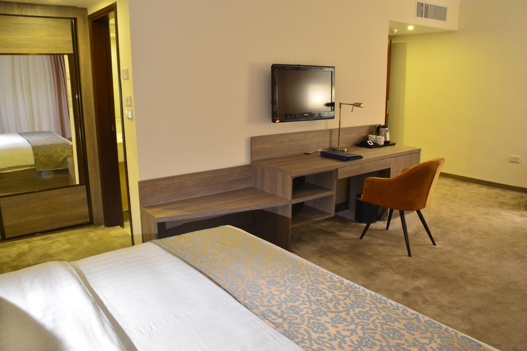 The Sanrock Hotel Αμμάν Δωμάτιο φωτογραφία